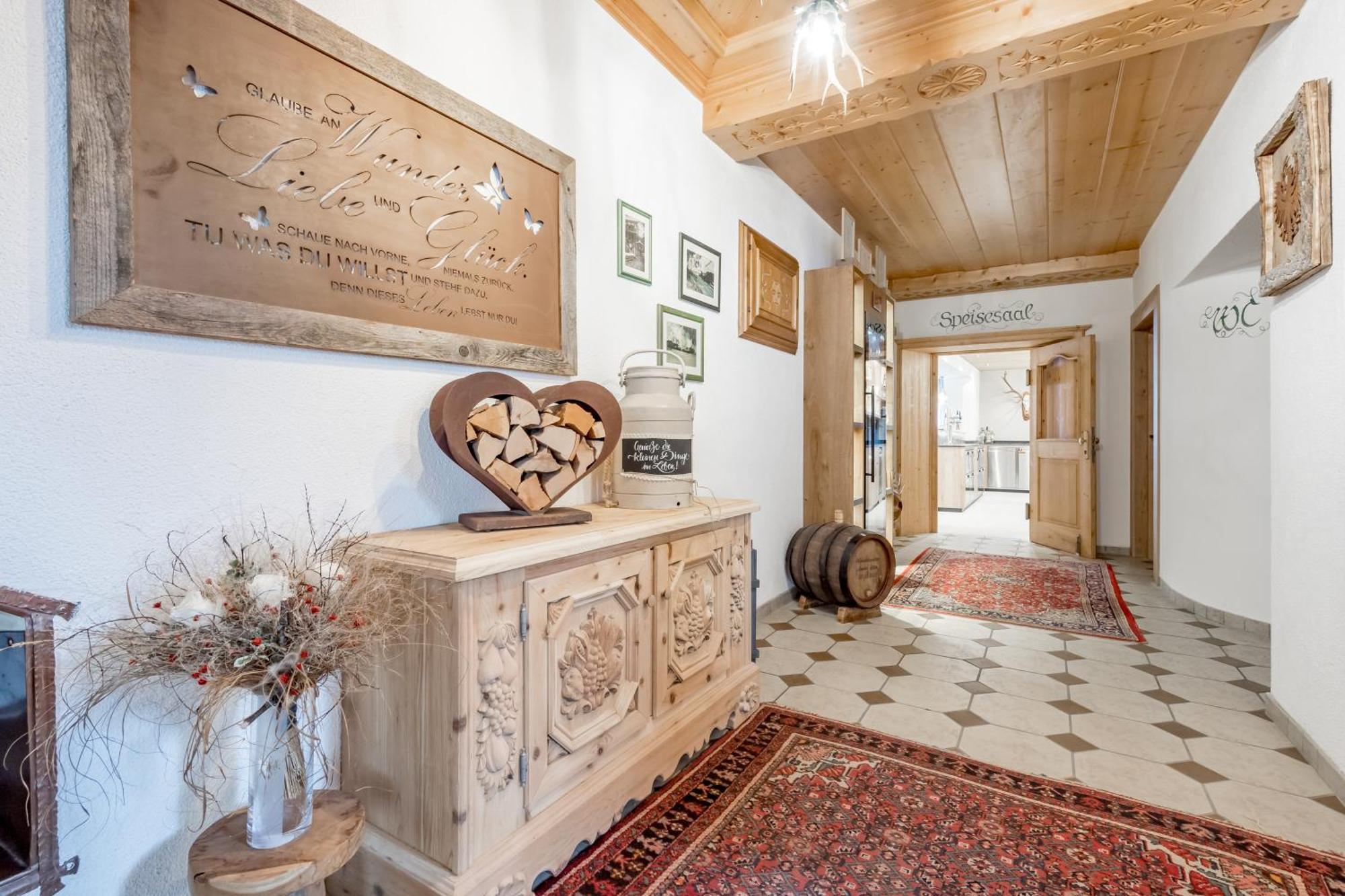 קאונרטל Hotel Jaegerhof מראה חיצוני תמונה