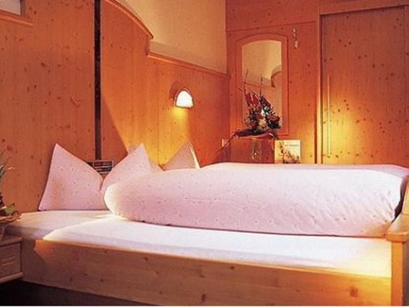 קאונרטל Hotel Jaegerhof מראה חיצוני תמונה