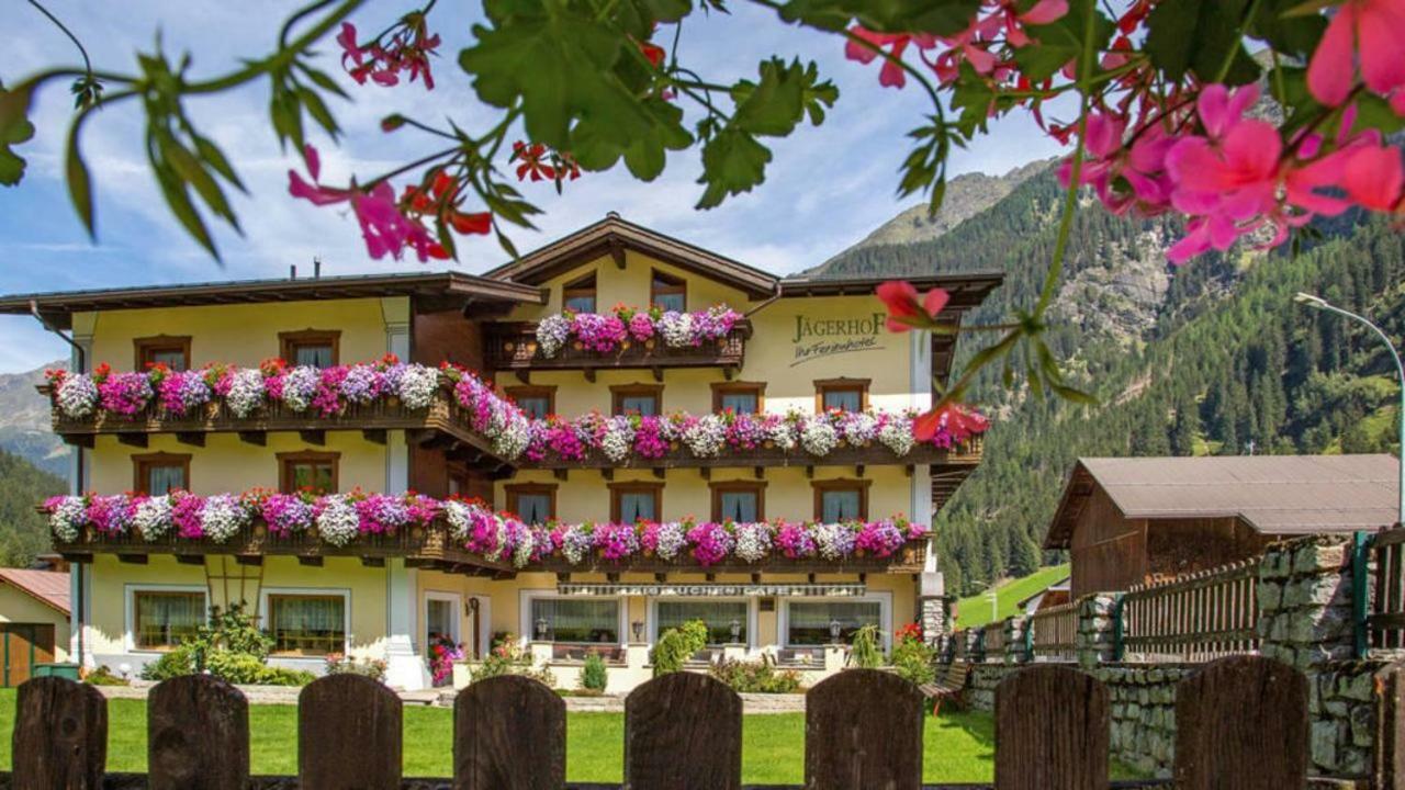 קאונרטל Hotel Jaegerhof מראה חיצוני תמונה